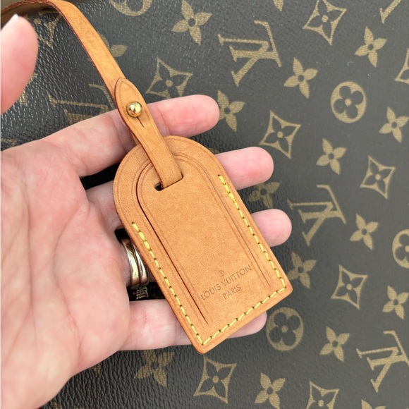 Authentic Louis Vuitton, Graceful MM - Picture 9 of 16